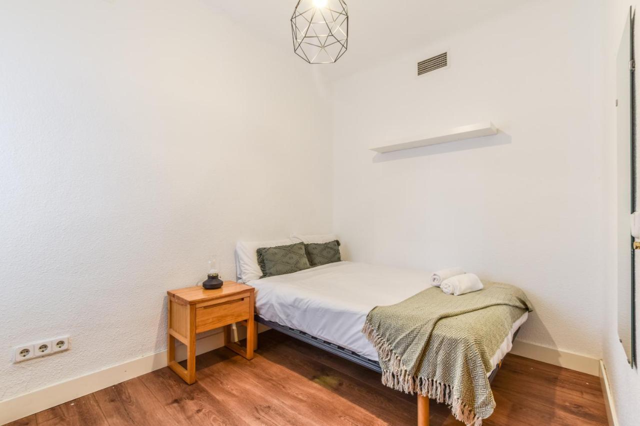 Retiro VIII Apartman Madrid Kültér fotó
