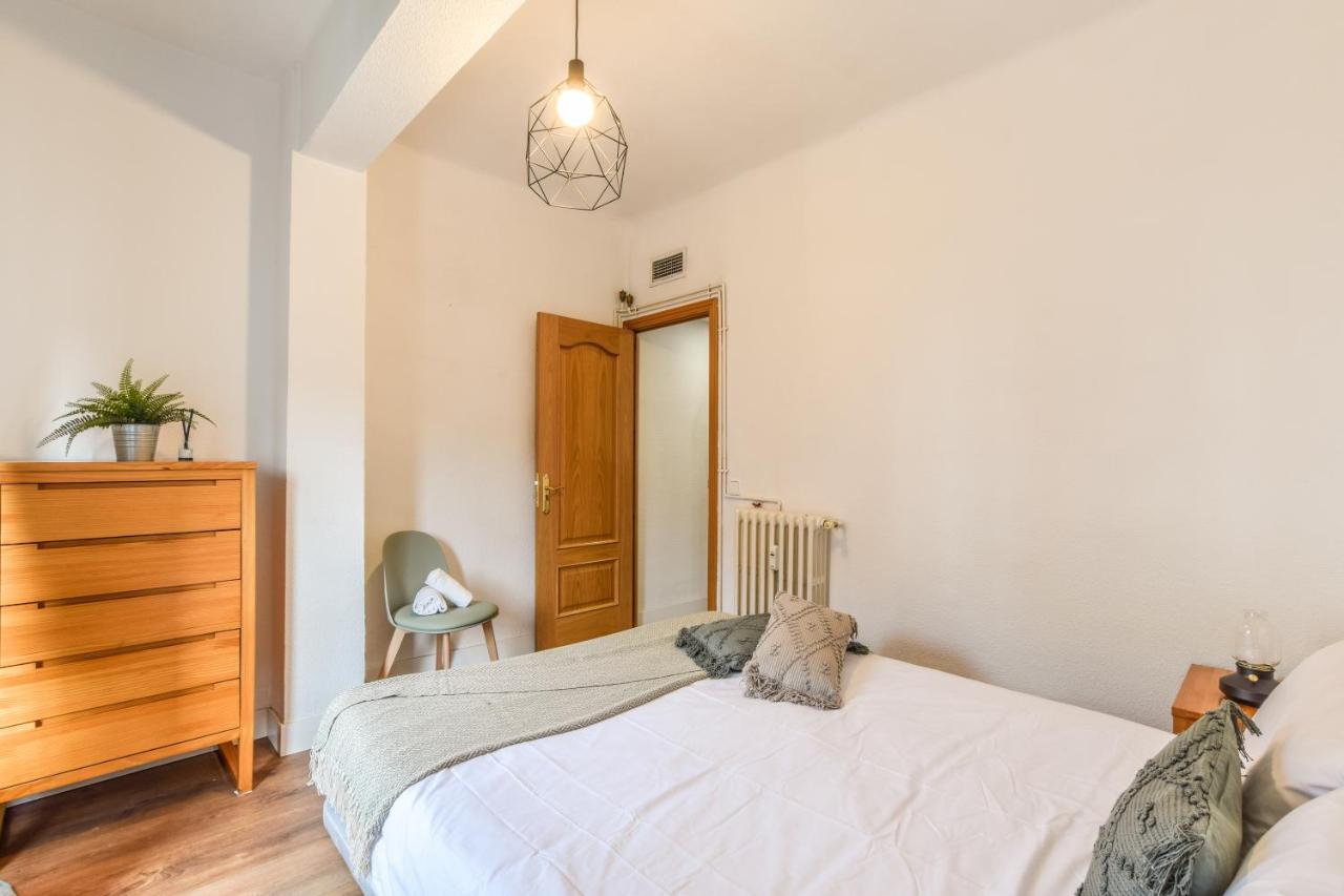 Retiro VIII Apartman Madrid Kültér fotó